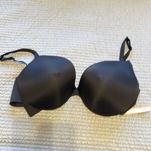 Skims ultimate Apex push-up bra with built-in nipples size 42DD in Onyx NWT